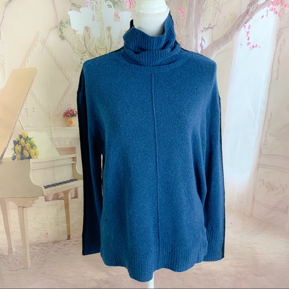 SOLD Athleta Transit Color block Wool Turtleneck Sweater - Picture 2 of 11